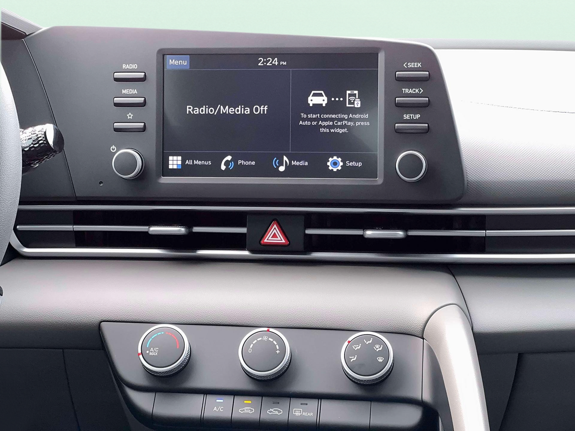 New 2026 Hyundai Elantra SE FWD image 19