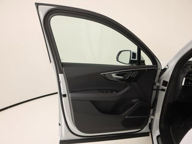 Certified 2025 Audi Q7 3.0T Prestige w/ Prestige Package image 10