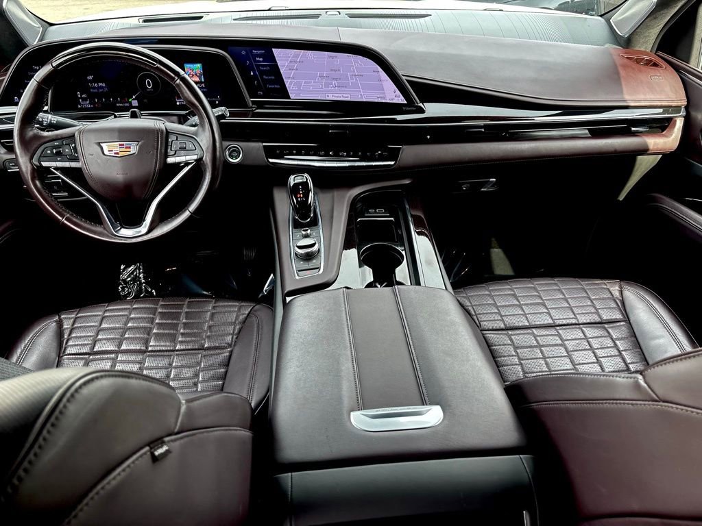 Used 2024 Cadillac Escalade ESV Sport Platinum w/ Heavy-Duty Trailer Package image 15