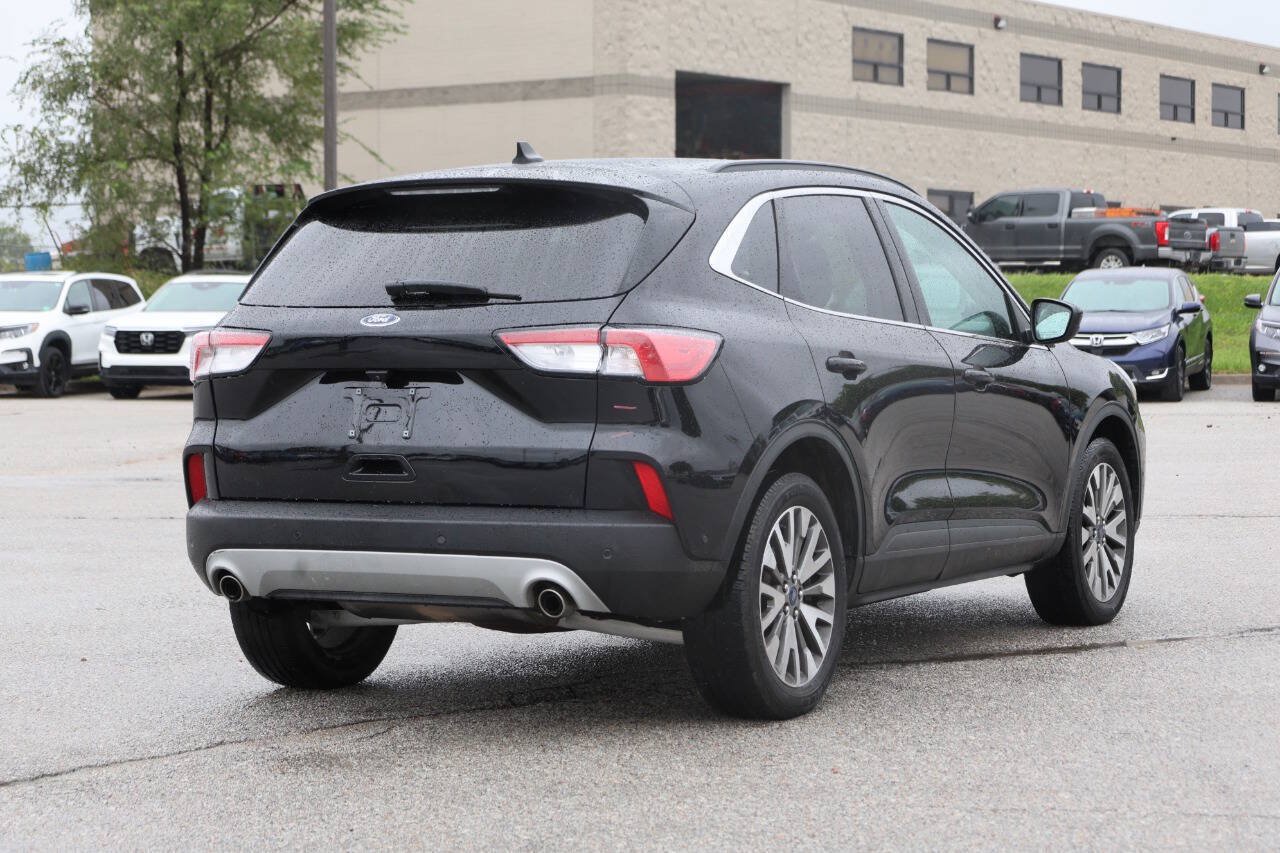 Used 2021 Ford Escape Titanium AWD/4WD image 9