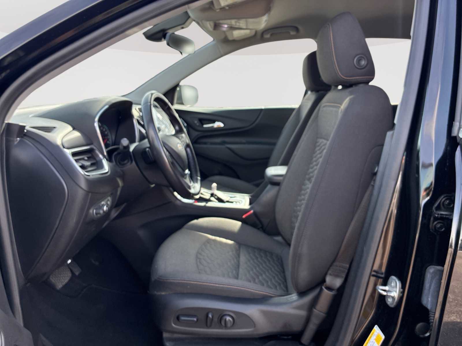 Certified 2020 Chevrolet Equinox LT image 18