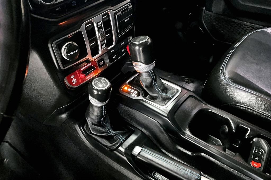 Used 2021 Jeep Wrangler Unlimited Rubicon 4xe w/ Dual Top Group image 17