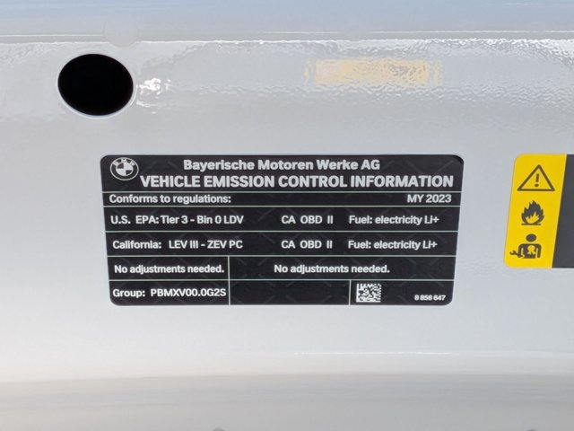 Used 2023 BMW i4 eDrive40 w/ Premium Package RWD image 27