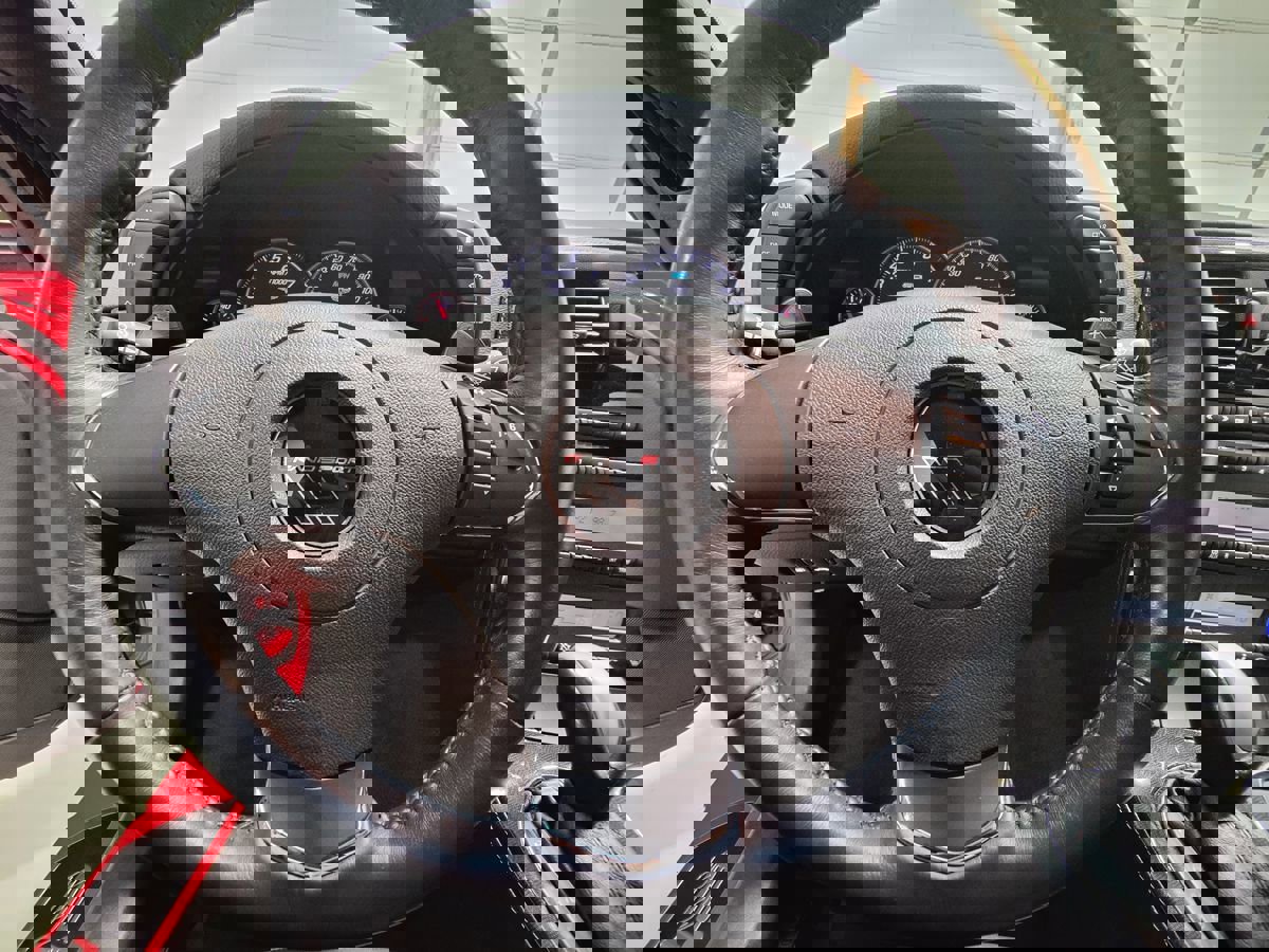 Used 2013 Chevrolet Corvette Grand Sport image 32