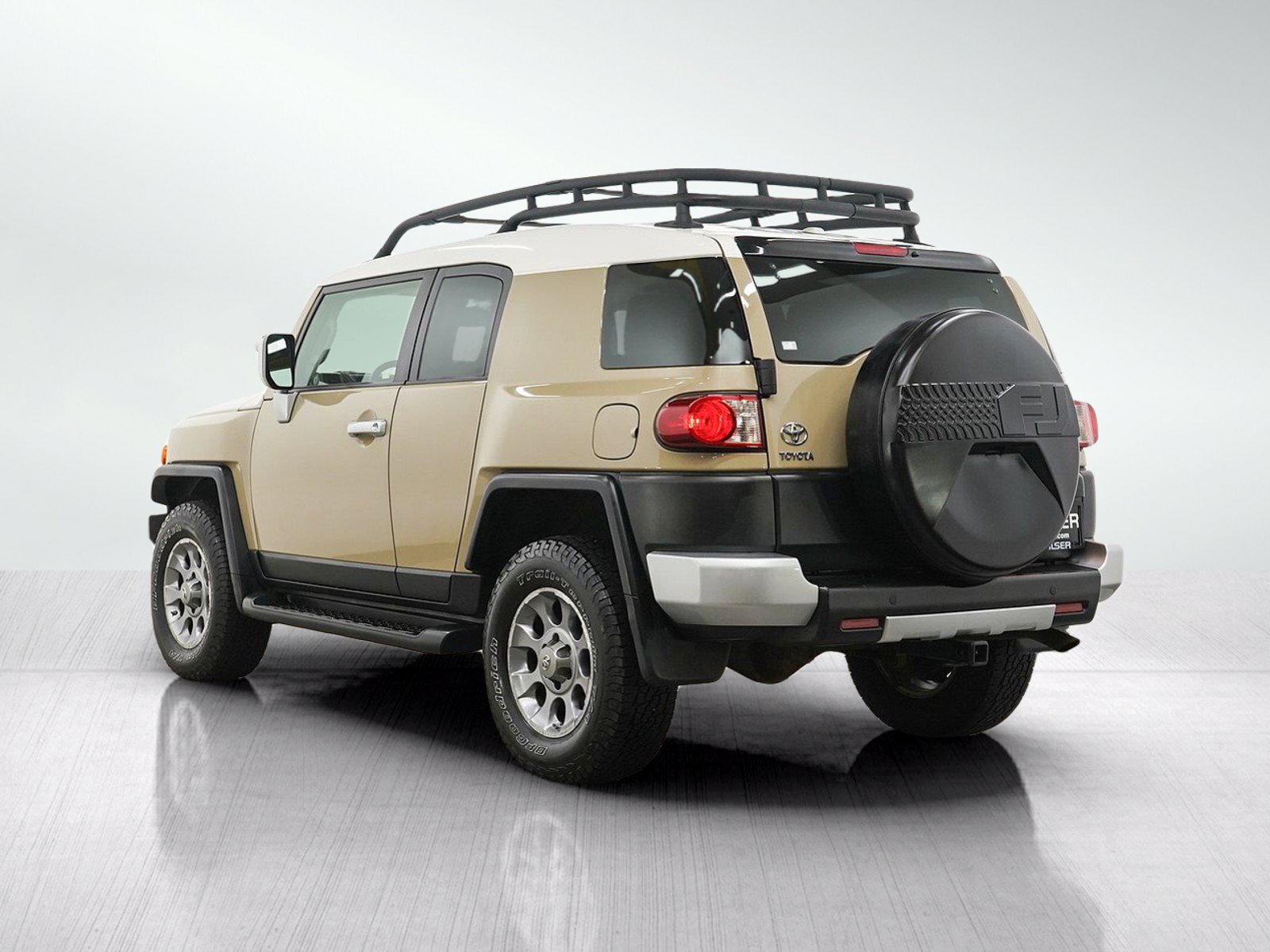 Used 2011 Toyota FJ Cruiser 4WD w/ Upgrade Pkg image 5