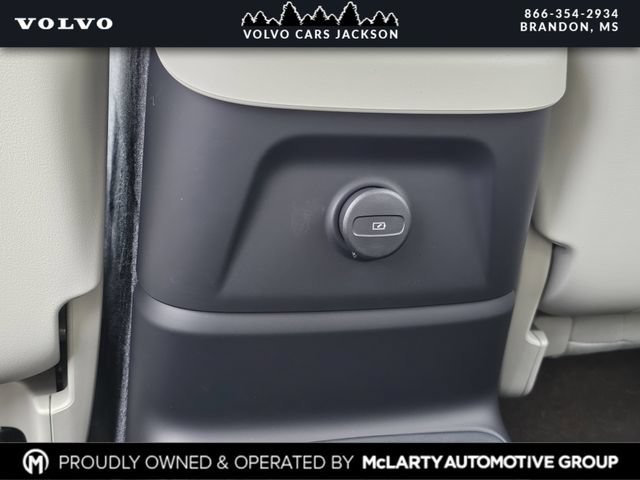 New 2026 Volvo XC60 T8 Ultra w/ Protection Package Premier AWD/4WD image 15