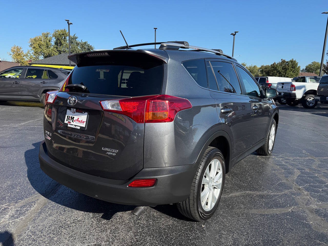 Used 2015 Toyota RAV4 Limited w/ Technology Package AWD/4WD image 7