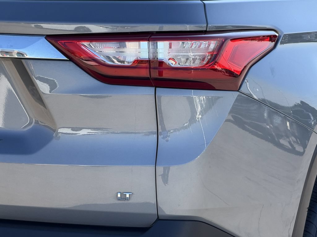 Used 2020 Chevrolet Traverse LT FWD image 10