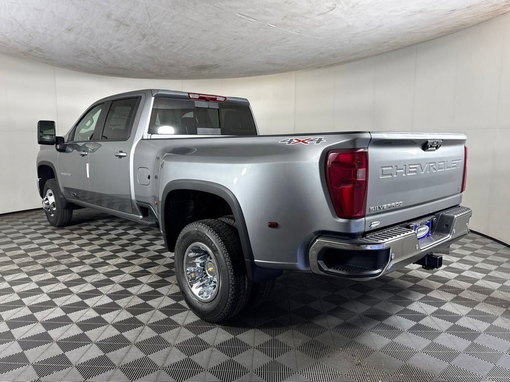 New 2026 Chevrolet Silverado 3500 LT w/ Safety Package AWD/4WD image 7