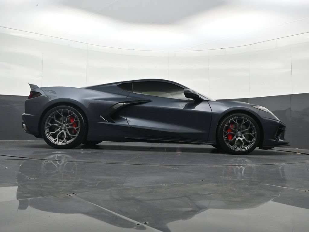 Certified 2021 Chevrolet Corvette Stingray Coupe w/ Z51 Performance Package RWD image 39