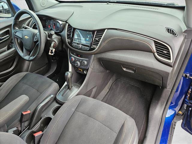 Used 2017 Chevrolet Trax LS FWD image 21