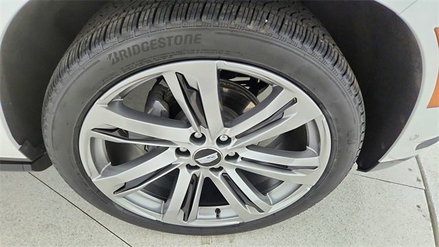 Used 2025 Cadillac Escalade Sport w/ Touring Package image 62