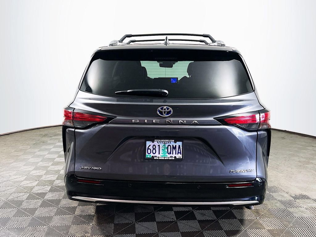 Certified 2025 Toyota Sienna Platinum AWD/4WD image 7