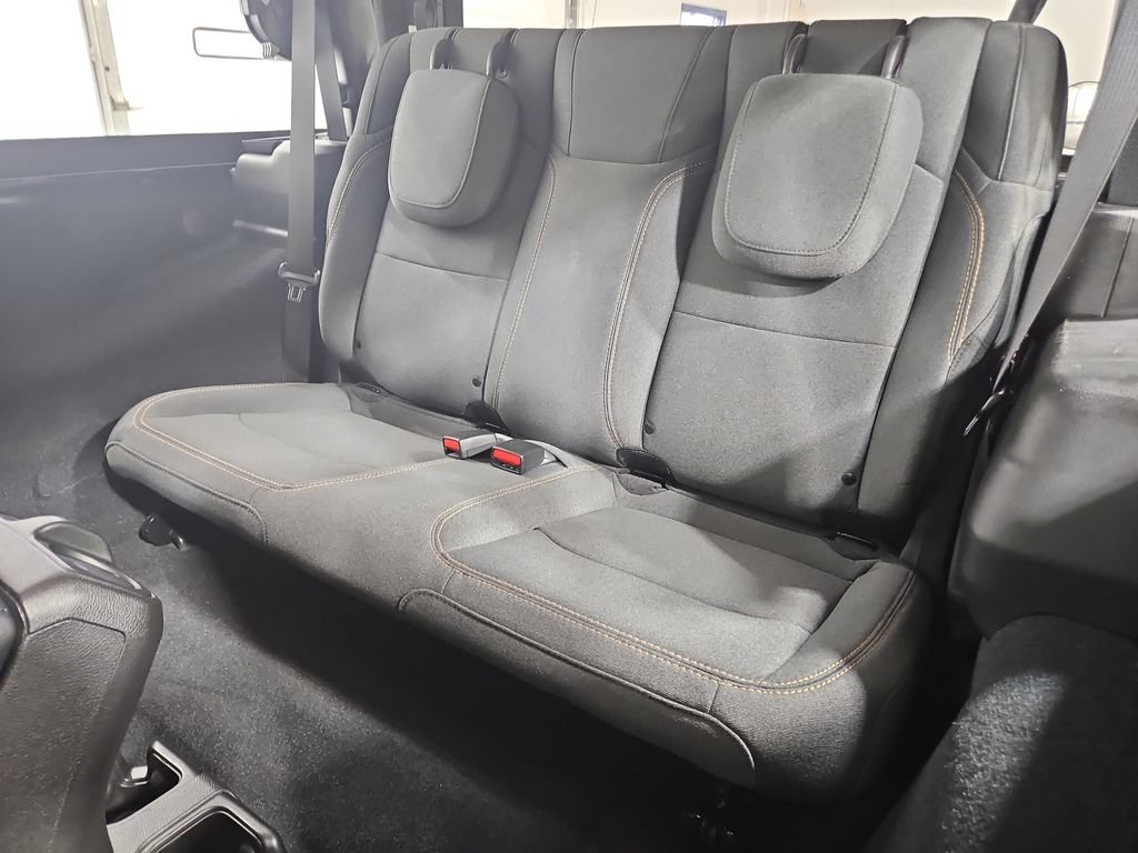 Used 2024 Jeep Wrangler Sport AWD/4WD image 24