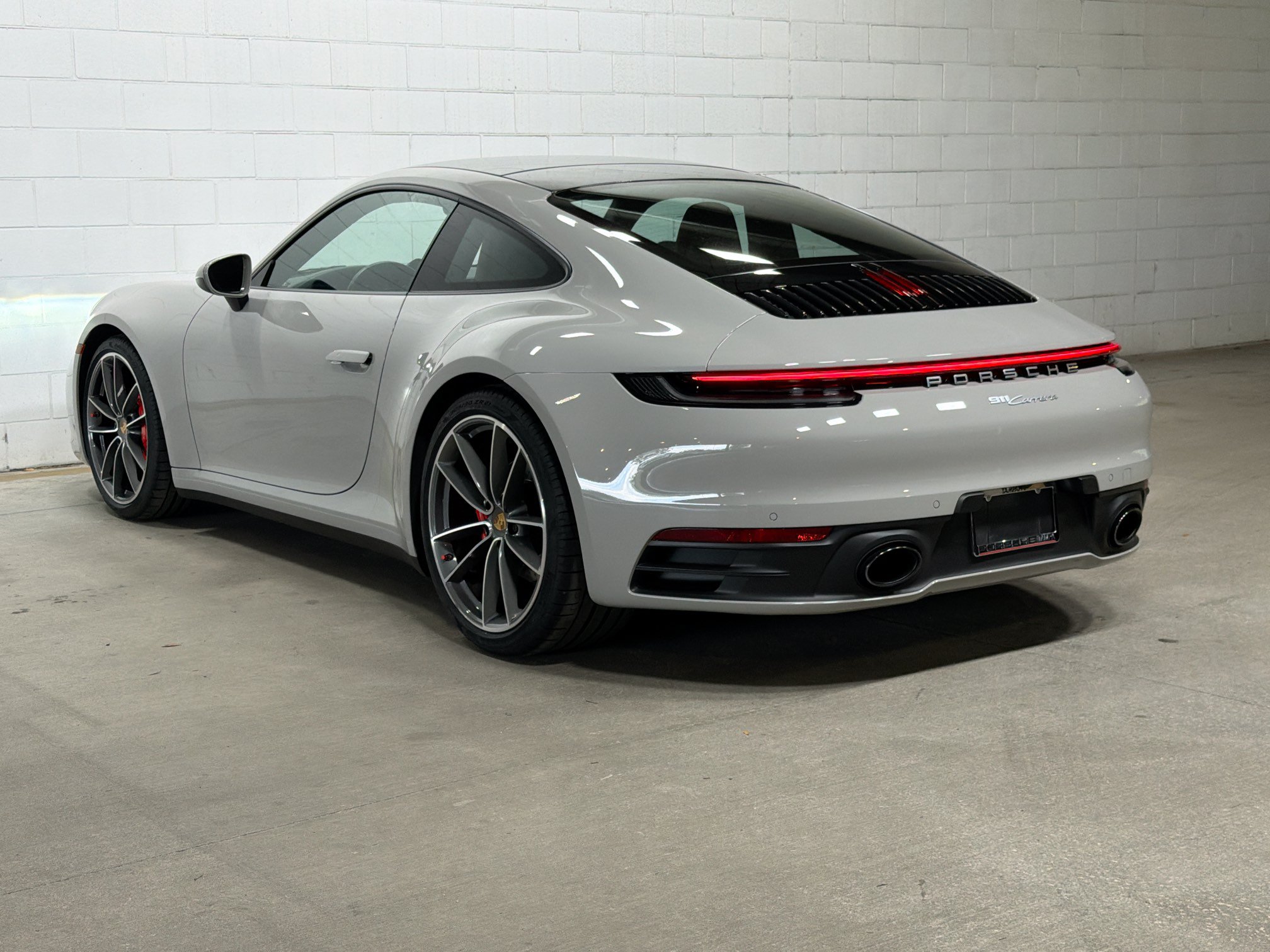 Certified 2021 Porsche 911 Carrera RWD image 3