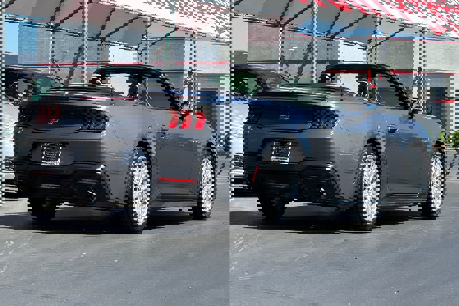 Used 2024 Ford Mustang GT Premium image 2