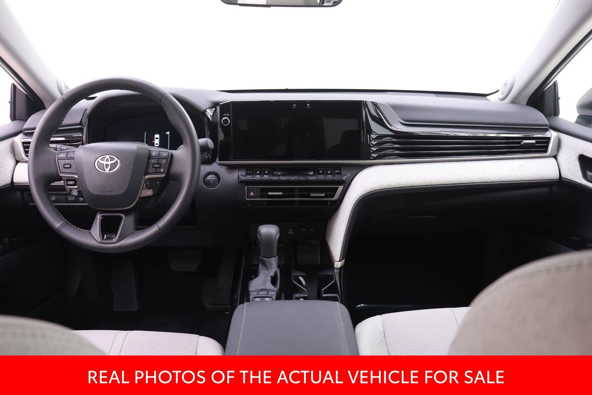 Certified 2025 Toyota Camry XLE w/ Premium Package image 5