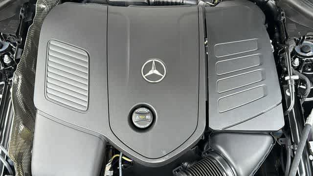 Used 2026 Mercedes-Benz GLC 300 4MATIC image 11