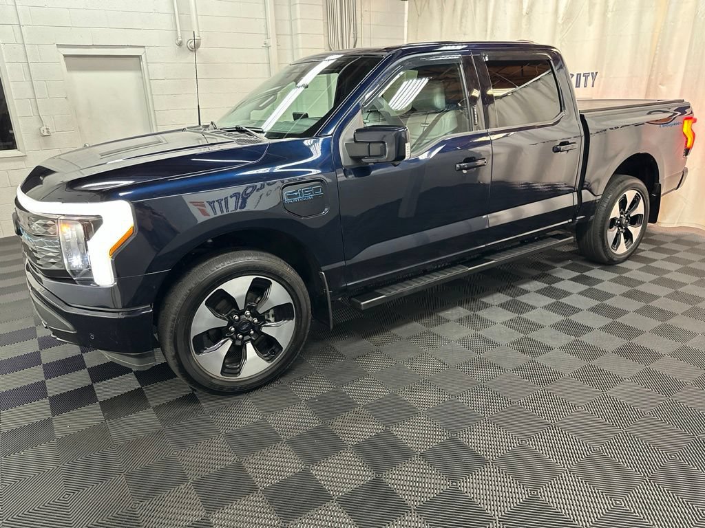 Used 2024 Ford F150 Lightning Platinum AWD/4WD image 5