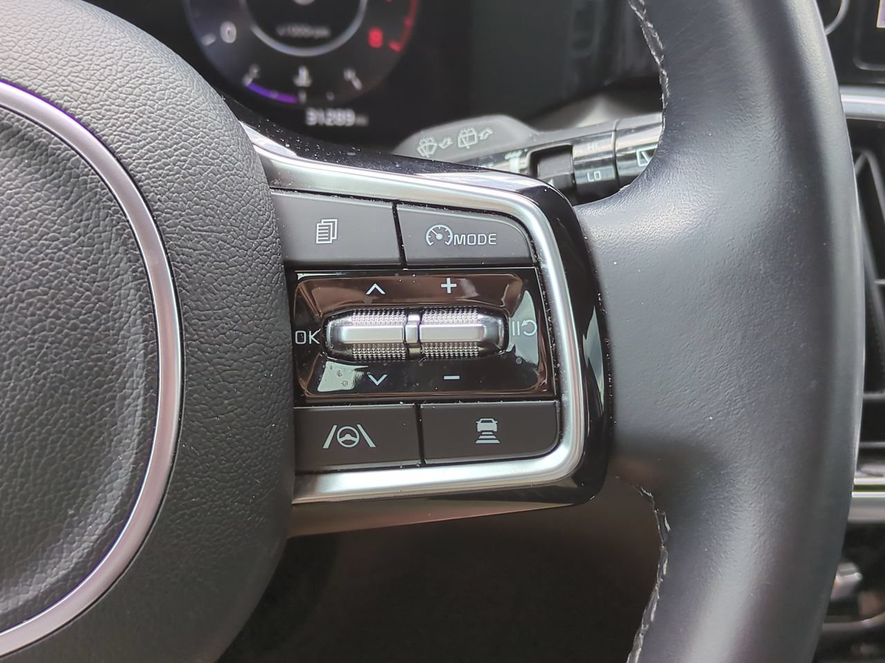 Certified 2023 Kia Sorento SX FWD image 27