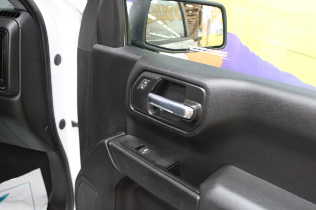 Used 2021 Chevrolet Silverado 1500 Custom w/ LPO, Dark Essentials Package AWD/4WD image 11