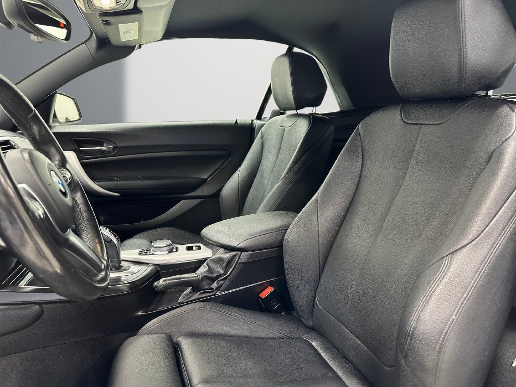 Used 2018 BMW 230i Convertible RWD image 14