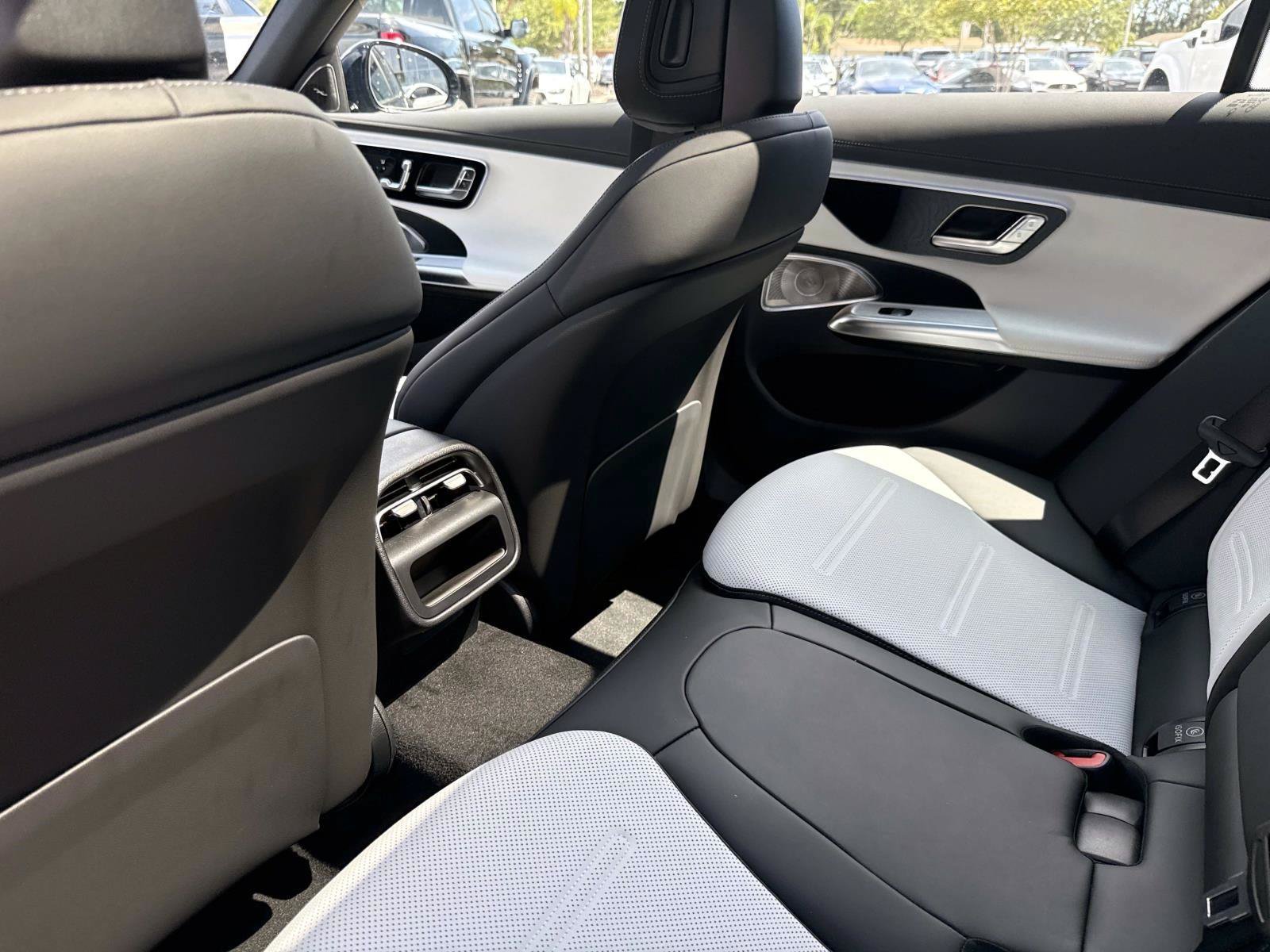 New 2026 Mercedes-Benz E 53 AMG e 4MATIC Sedan image 14