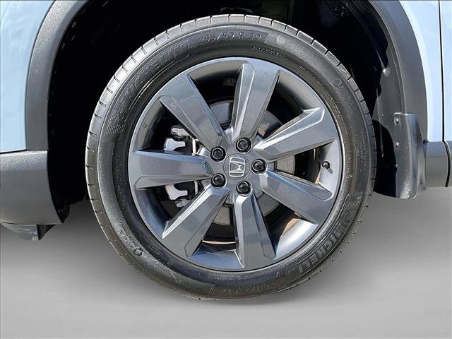 Used 2025 Honda Pilot Sport image 10