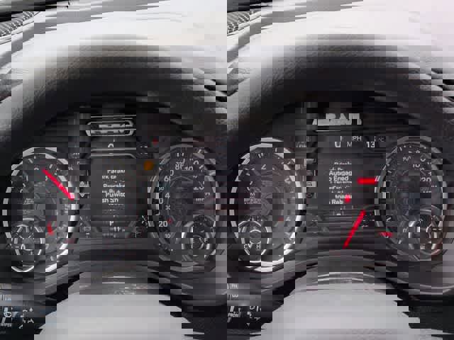 New 2026 RAM 1500 Express image 32