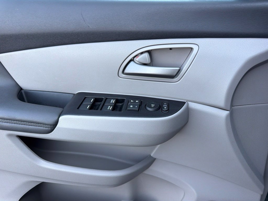 Used 2013 Honda Odyssey EX-L image 25