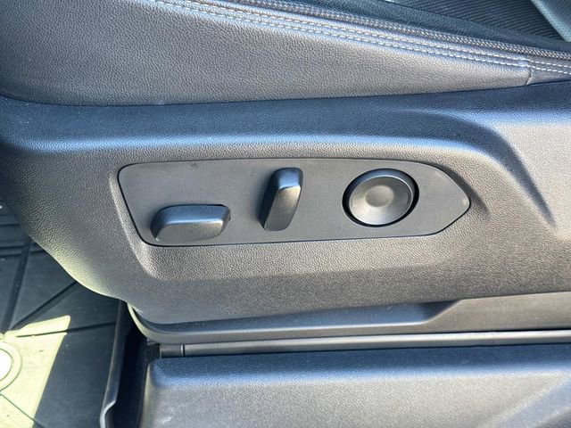 Used 2024 Chevrolet Silverado 2500 High Country w/ Technology Package image 29