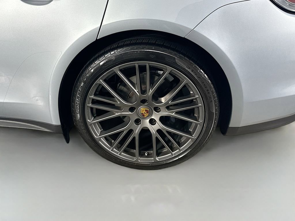 Certified 2023 Porsche Panamera 4 image 33