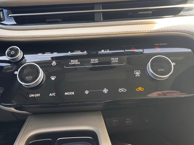 Certified 2024 INFINITI QX60 Pure image 17