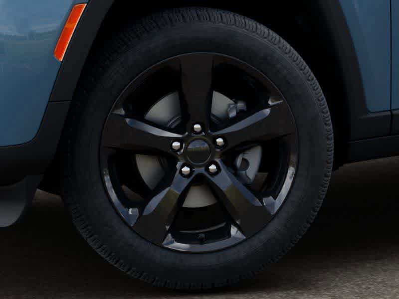 New 2026 Jeep Grand Cherokee Limited w/ Limited Altitude Package image 8