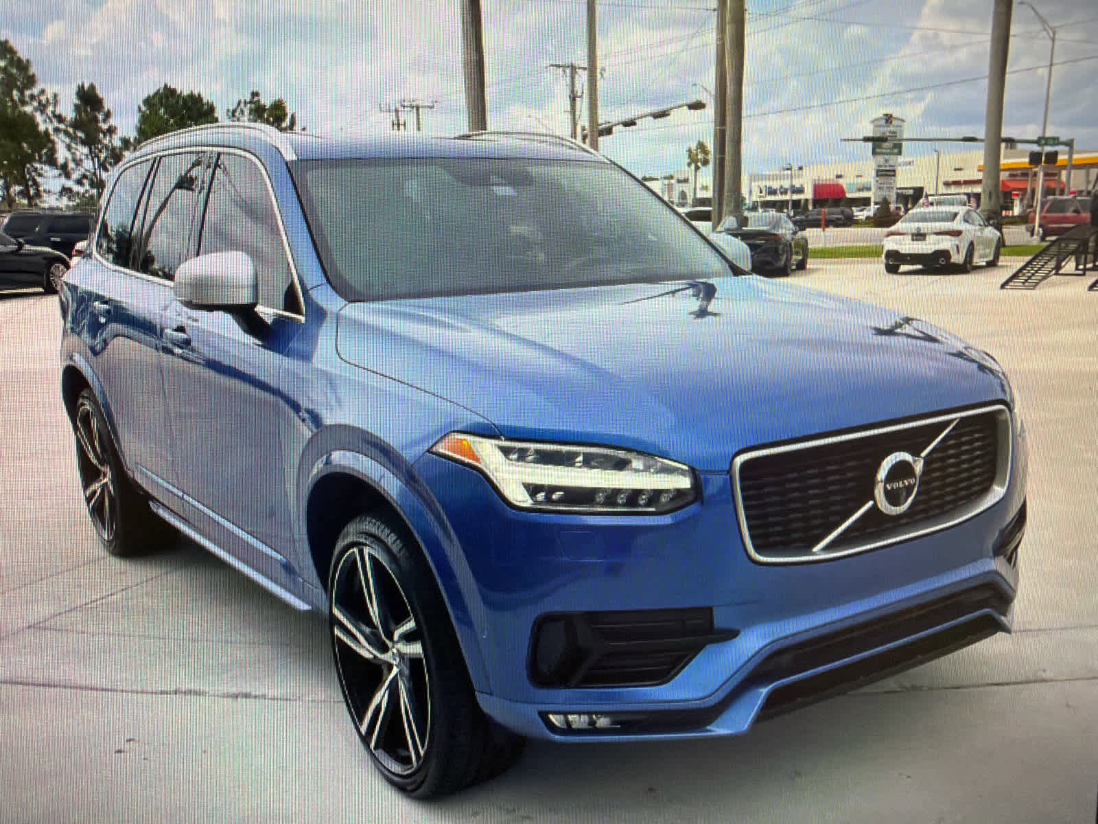 Used 2018 Volvo XC90 T5 R-Design w/ Convenience Package FWD image 8