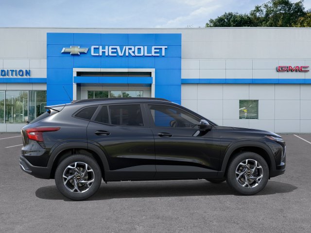 New 2026 Chevrolet Trax LT w/ Driver Confidence Package FWD image 5