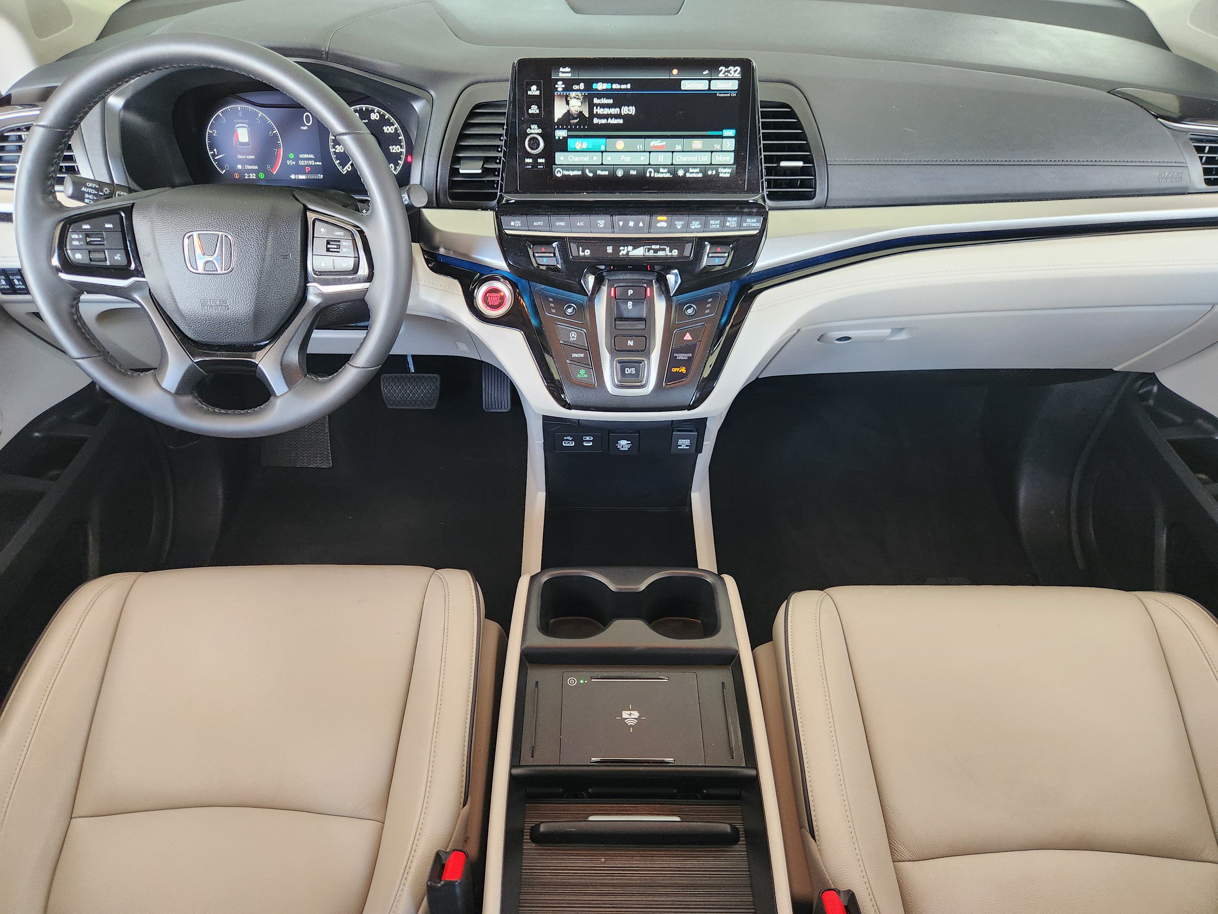 Used 2025 Honda Odyssey Touring image 26