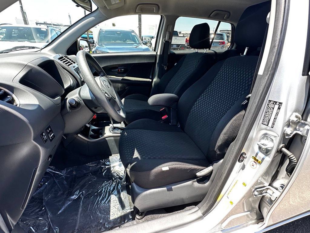 Used 2013 Scion xD FWD image 21