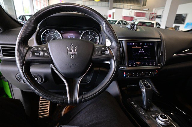Used 2023 Maserati Levante Modena AWD/4WD image 33