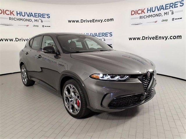 Used 2024 Alfa Romeo Tonale Veloce w/ Active Assist Package image 3