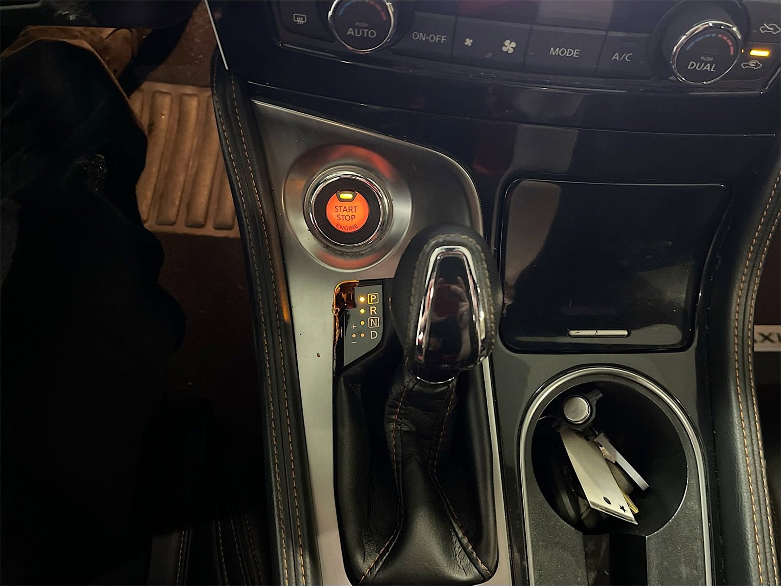 Used 2023 Nissan Maxima SR w/ Sport Mat Group image 17