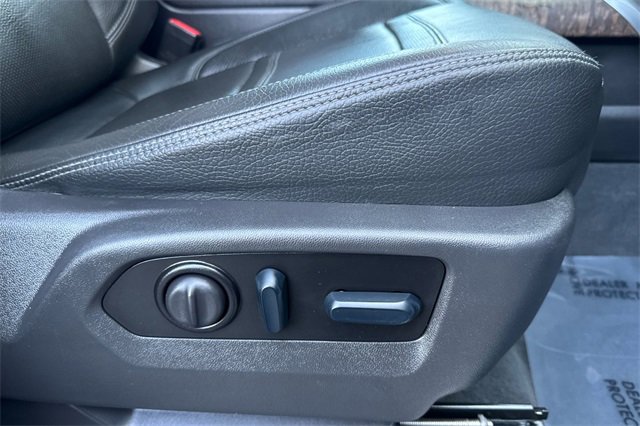 Used 2022 GMC Sierra 3500 Denali image 23