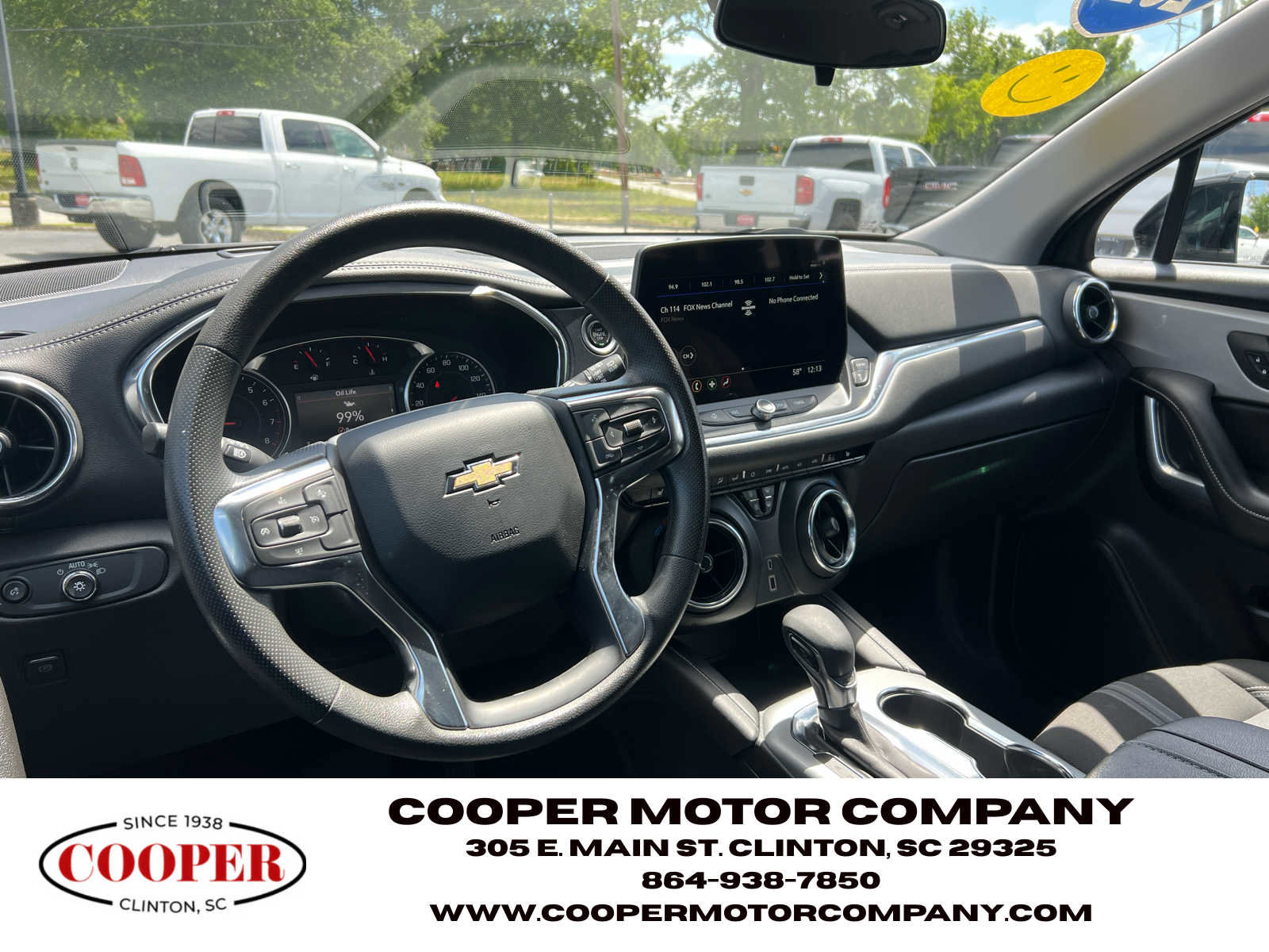 Used 2025 Chevrolet Blazer LT FWD image 8