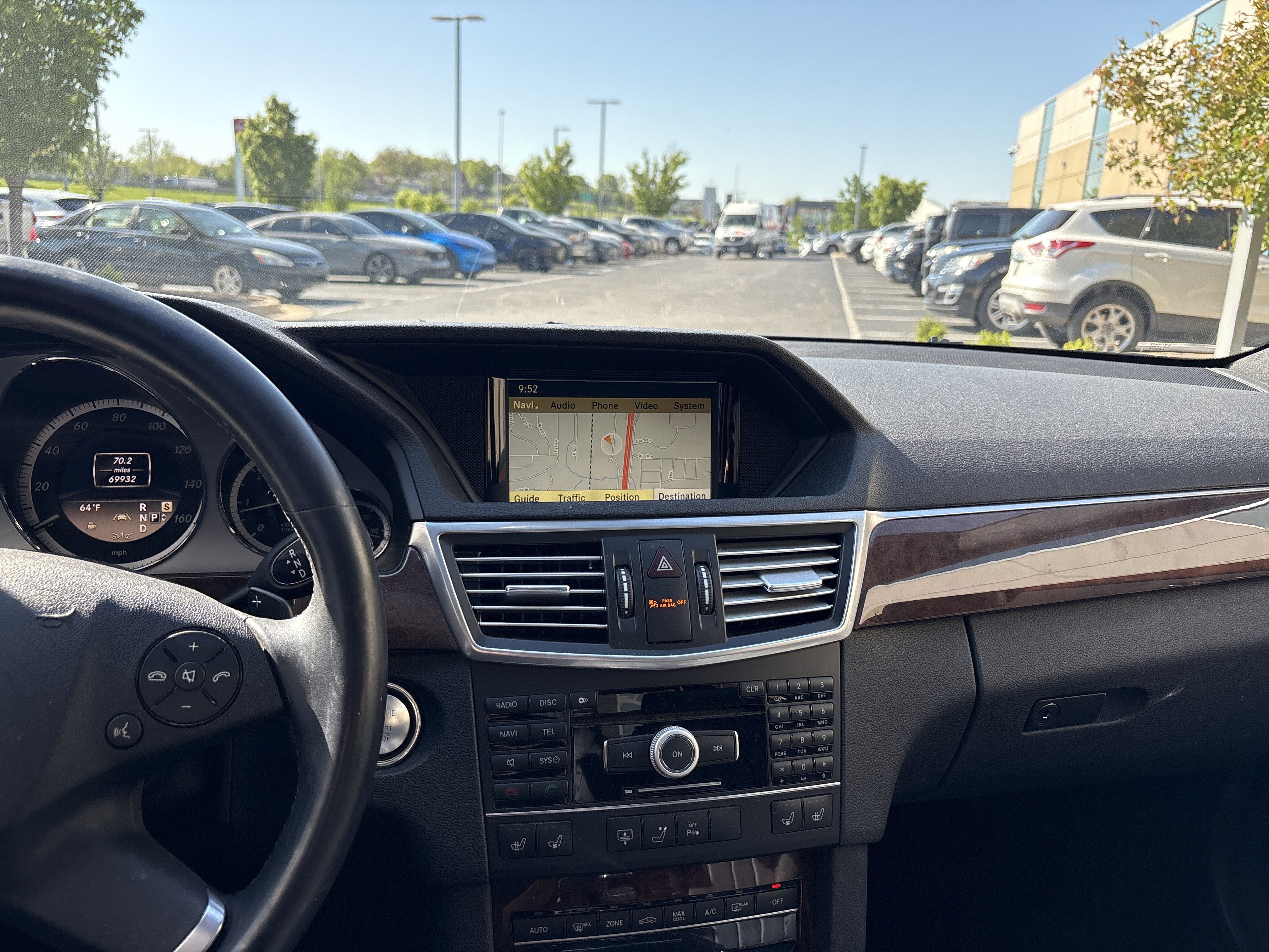 Used 2011 Mercedes-Benz E 350 BlueTEC Sedan image 29