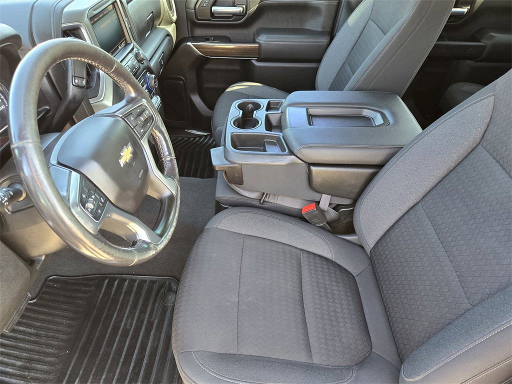 Used 2021 Chevrolet Silverado 3500 LT image 19