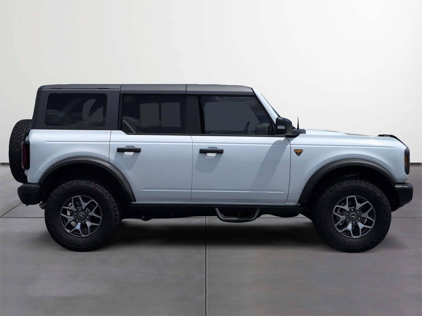 Used 2023 Ford Bronco Badlands AWD/4WD image 6