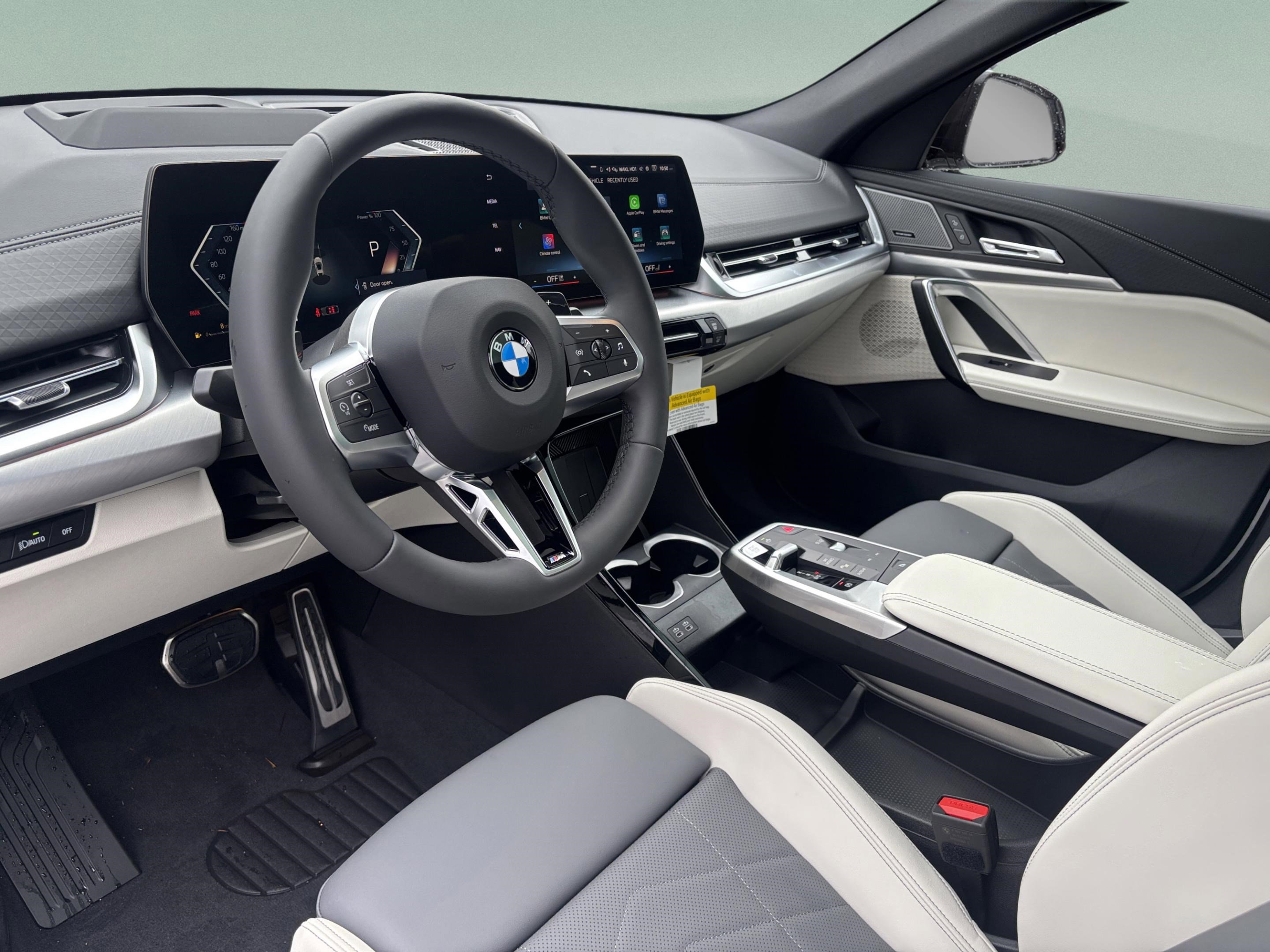 Used 2026 BMW X2 xDrive28i w/ Technology Package image 11