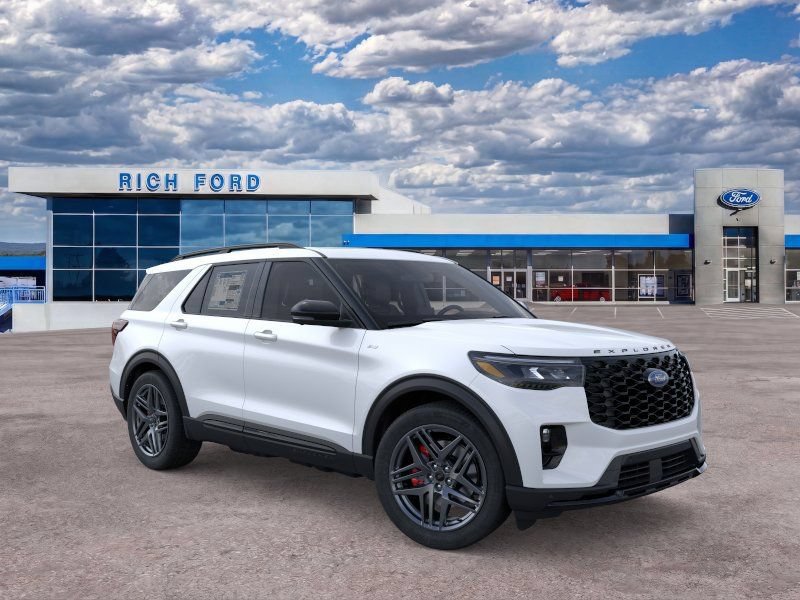 New 2026 Ford Explorer ST-Line w/ ST-Line Street Pack AWD/4WD image 7