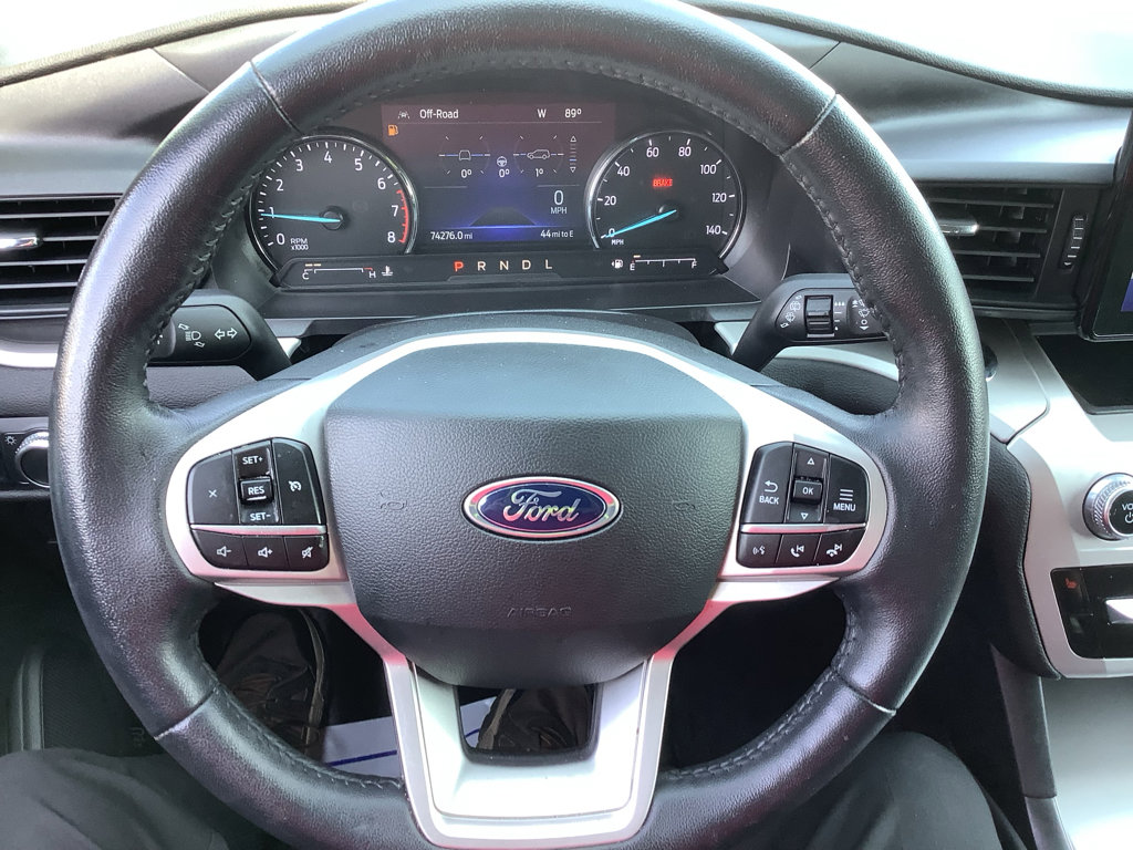 Used 2022 Ford Explorer XLT image 15