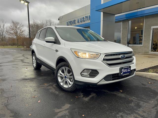 Used 2017 Ford Escape SE